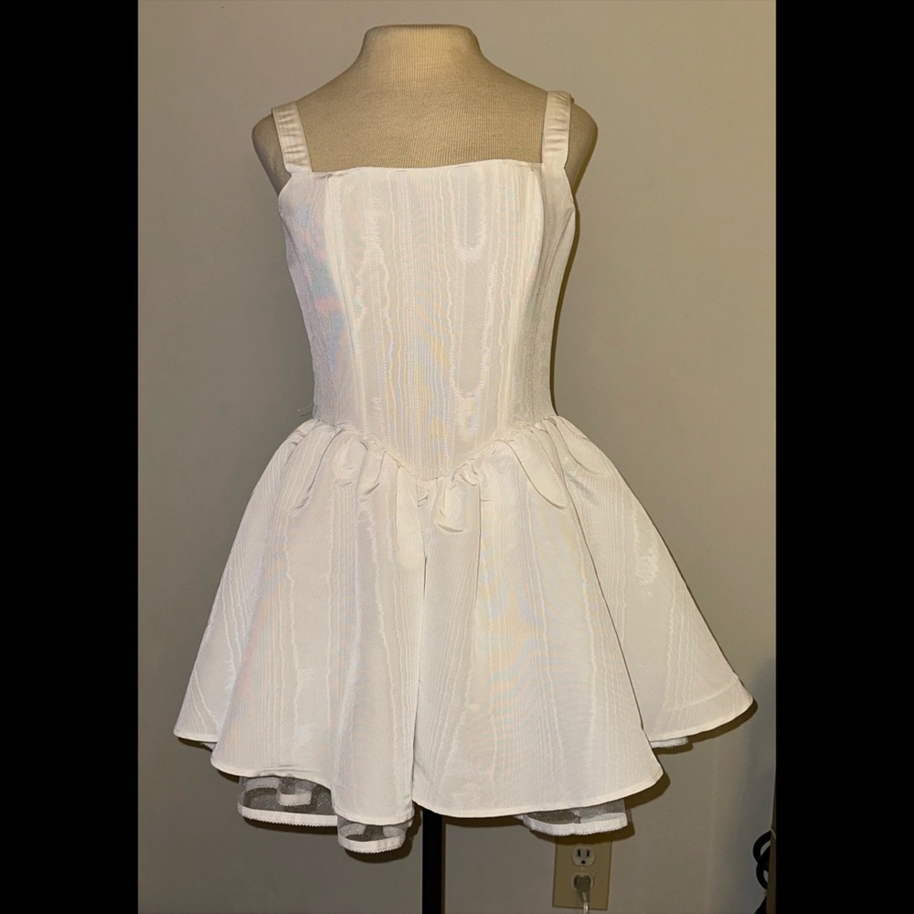 Sugar Thrillz Dolls Kill ‘MAGIC MOVES’ White Corset Dress L NWT